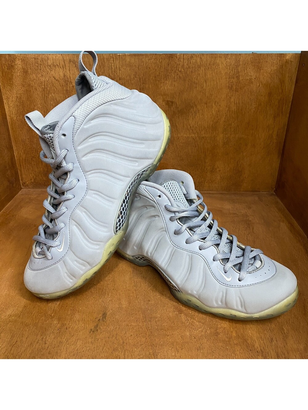 Nike Air Foamposite One Shoes Mens Sz 10.5 Premium Wolf Grey Sneakers 575420-007 - Picture 2 of 15